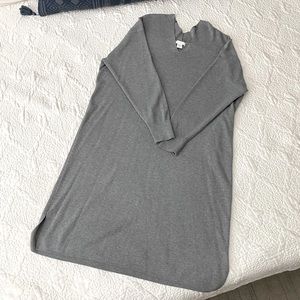 H&M grey sweater dress with v neck